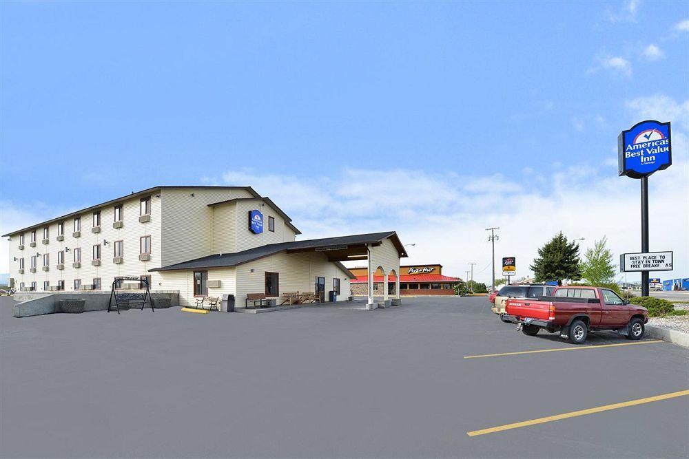 Super 8 By Wyndham Dillon Motel Ngoại thất bức ảnh